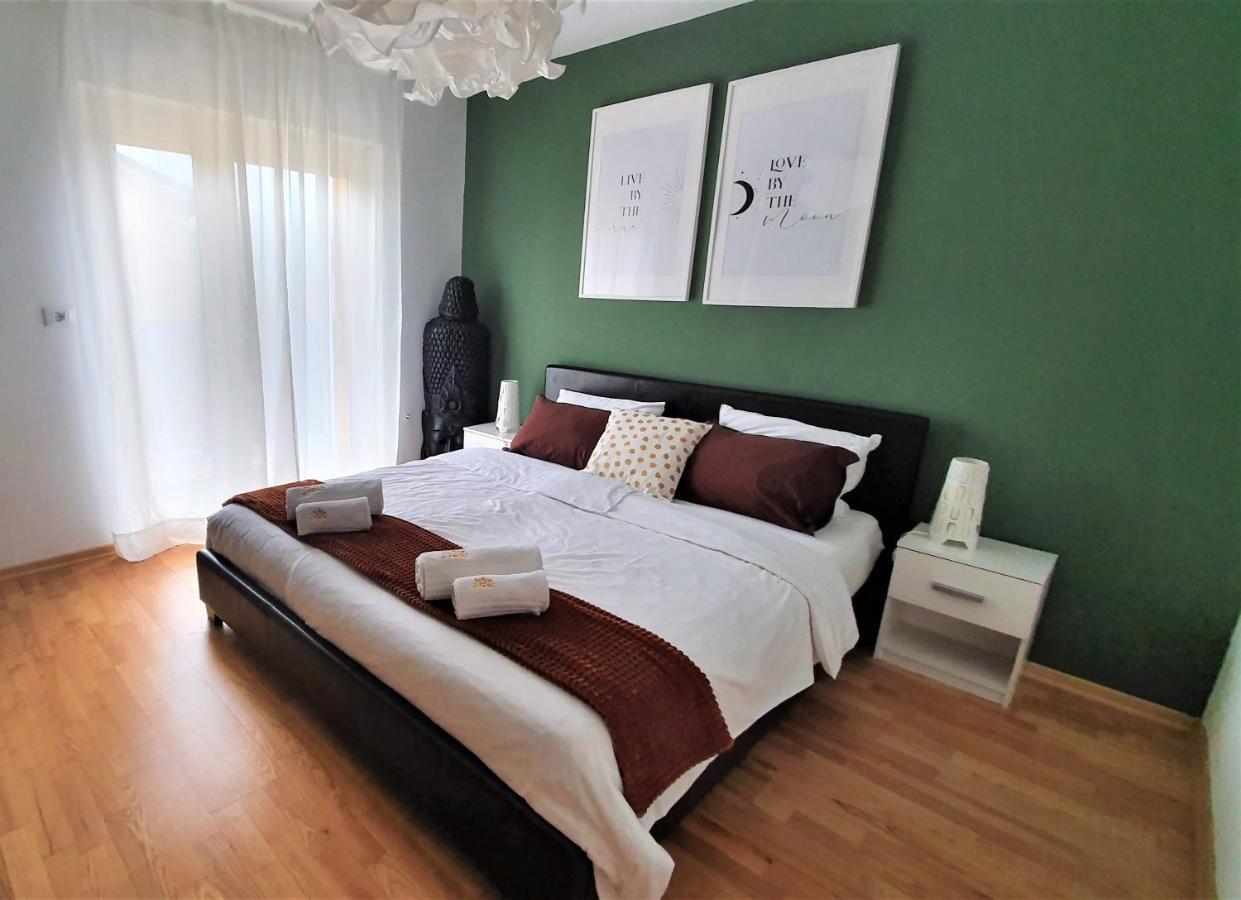 Apartment And Rooms Hisa Sonca Kobarid Exterior photo