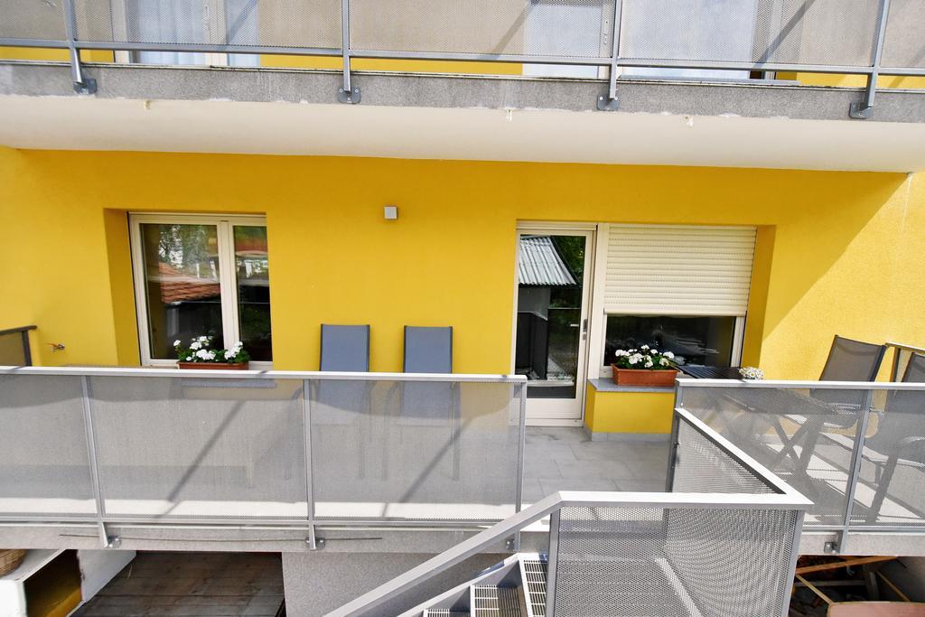 Apartment And Rooms Hisa Sonca Kobarid Room photo