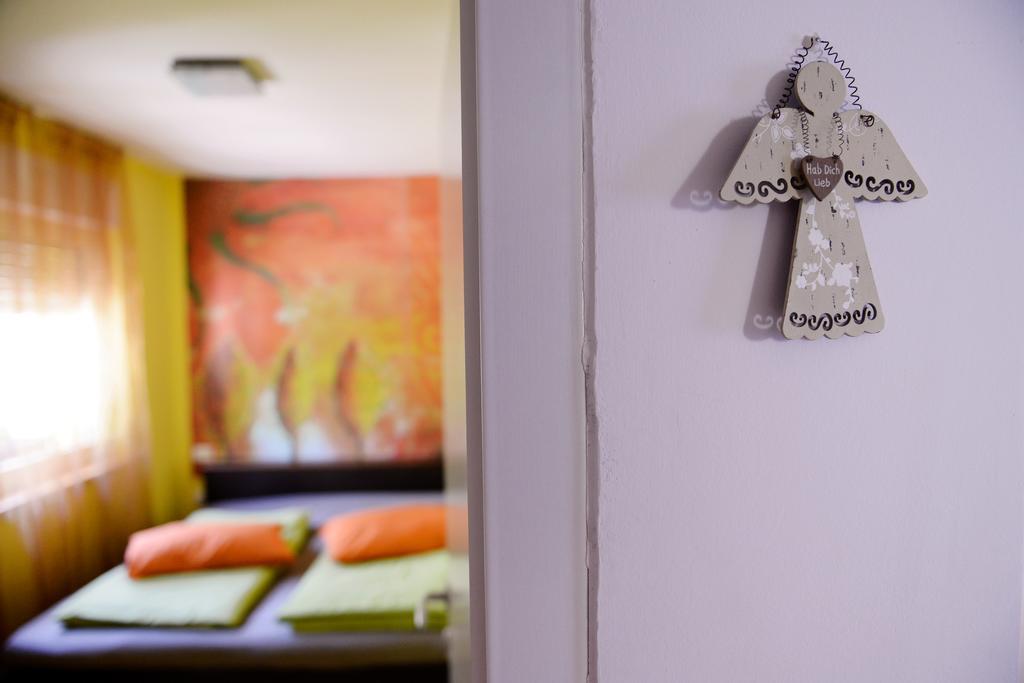 Apartment And Rooms Hisa Sonca Kobarid Room photo